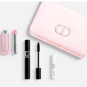 Live show listing random pulls GWP!!
Dior Beauty
Chanel
Gucci
Etc...